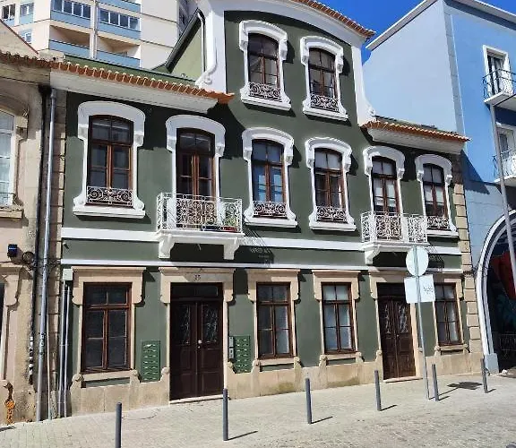 Casa Da Lara Apartment *